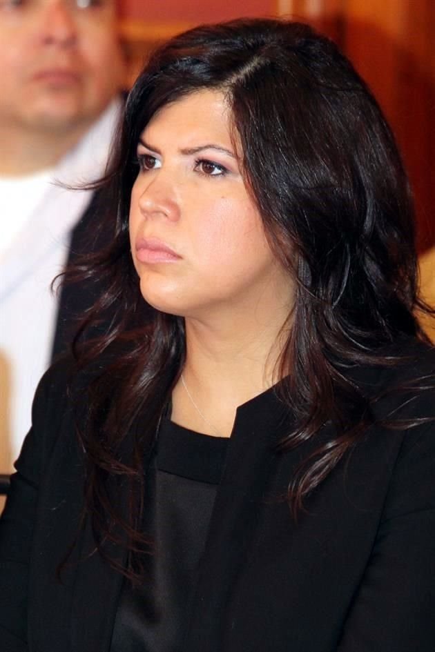 Nicole Saviñón.