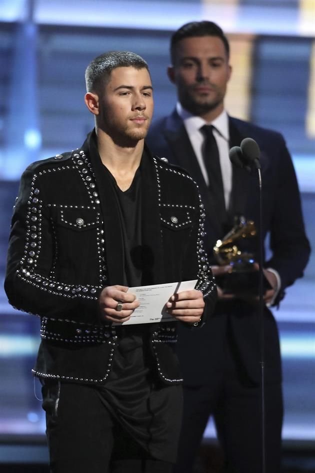 Nick Jonas fue elegido para presentar el Grammy a la Mejor Actuación Pop de Dúo o Grupo.