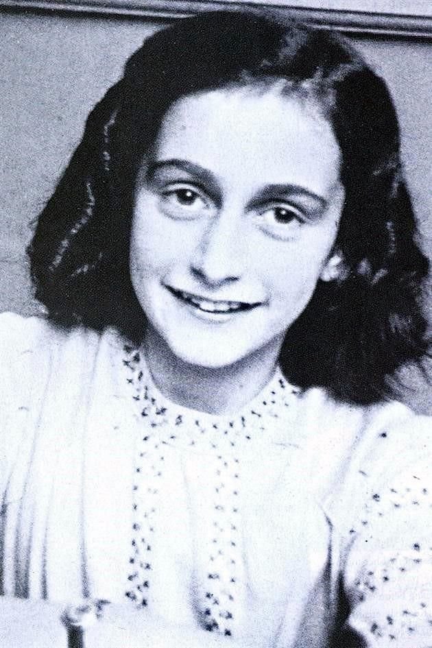 La nueva edición del diario reproduce la primera versión del texto de Ana Frank.