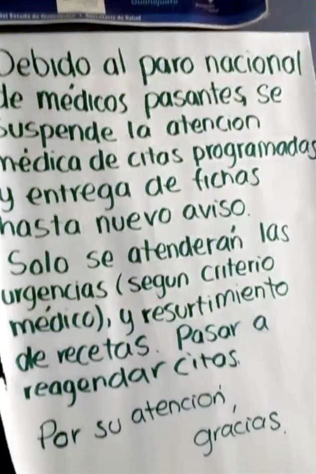 En las clínicas en diferentes lugares del País colocaron letreros para avisar a los pacientes de las medidas.