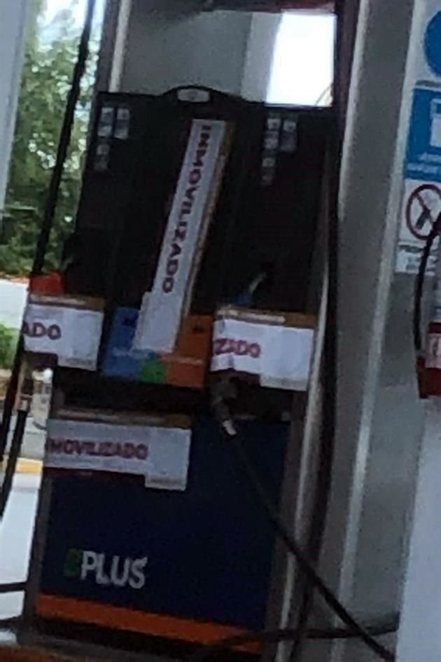 Nueve gasolineras fueron clausuradas en Nuevo Laredo.