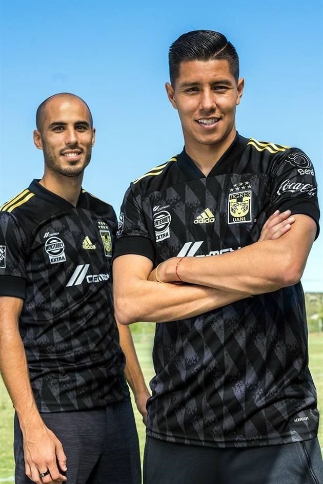 Tigres presentó su uniforme de gala dos días después de quedar eliminado.