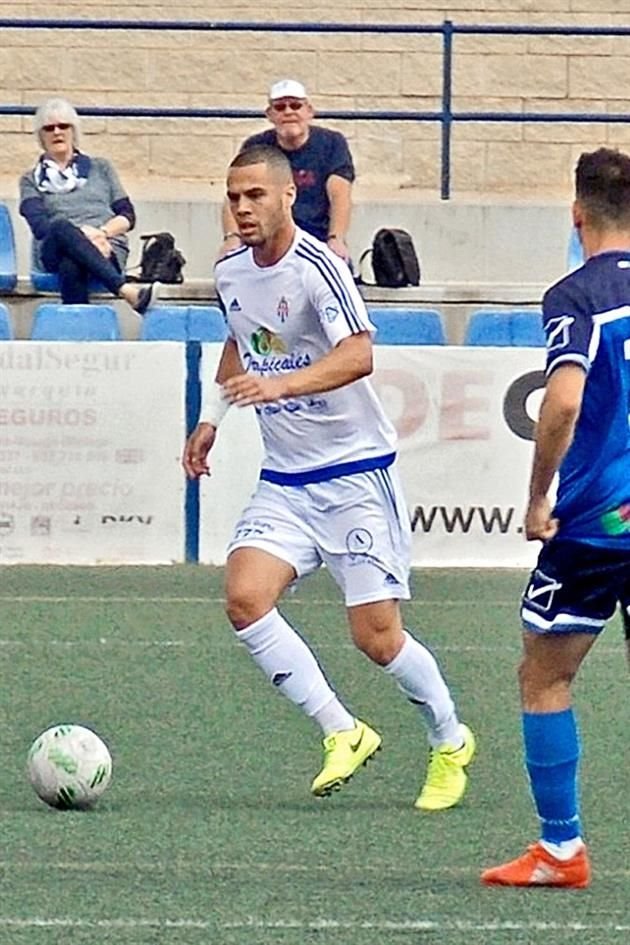 El actor fue defensa en equipos españoles como el Vélez C.F.