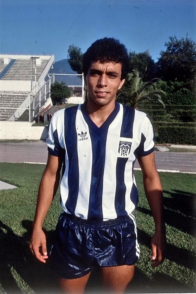 Héctor Becerra fue pieza clave en los Rayados campeones del 86.