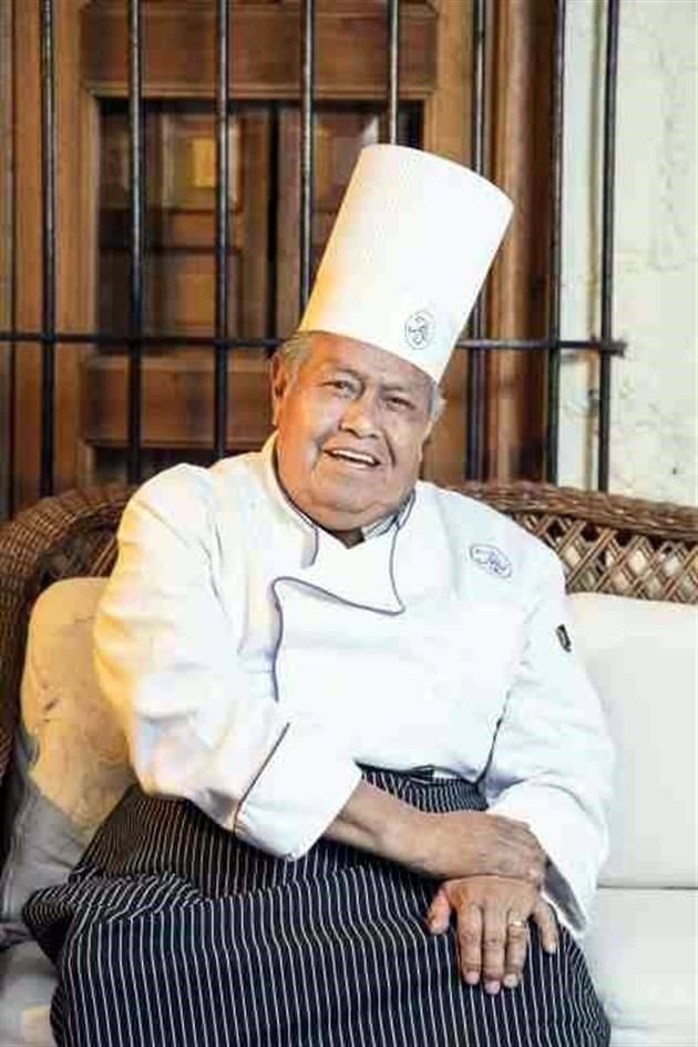 El chef Alejandro Heredia murió este jueves, a los 77 años. Con un legado de más de medio siglo, fue un ícono de la restauración mexicana.