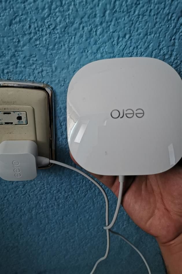 Con el primer sistema, uno de los eero dejó de encender durante varias horas.