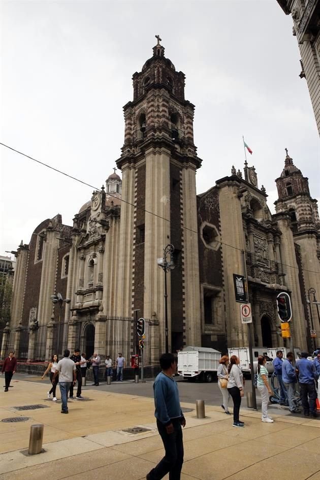 Templo de San Felipe Neri, también llamado La Profesa.