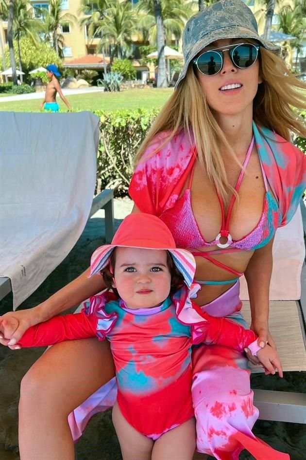 Shanik Aspe y Carlotta Odiardi