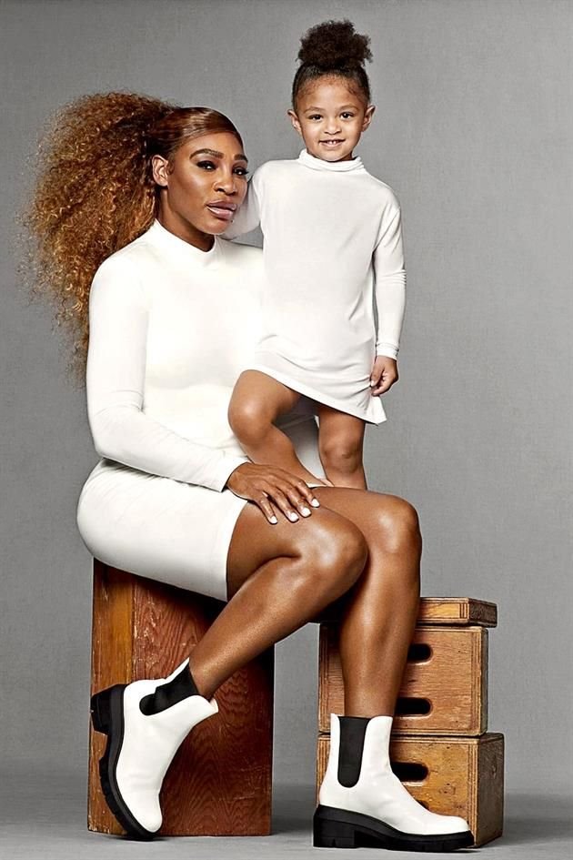 Serena Williams y su hija Alexis 'Olympia' Ohanian Jr. estelarizan la campaña 'Paso a seguir', de Stuart Weitzman.