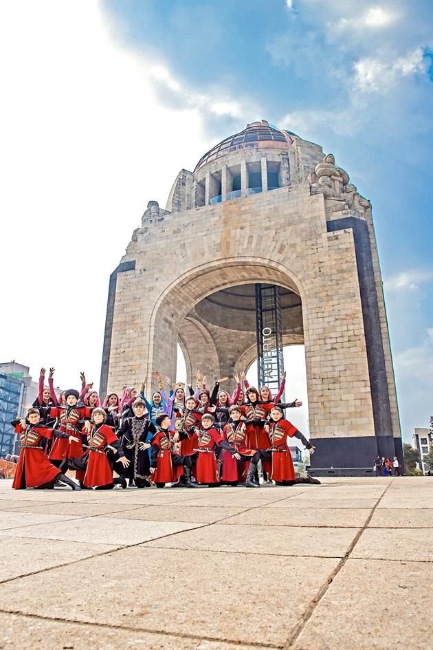 Los Niños Virtuosos del Cáucaso del Ballet Nacional de Georgia arrancarán su gira en el País; estarán en el Teatro Metropolitano, CDMX.