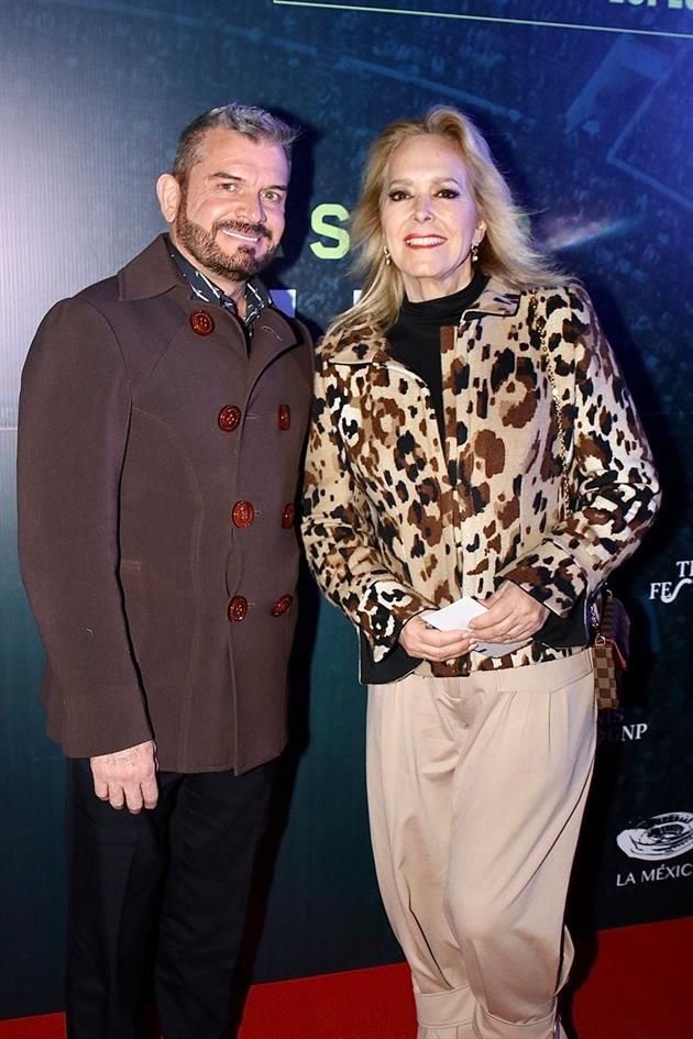 Presencian famosos la gira de despedida de Rafael Nadal