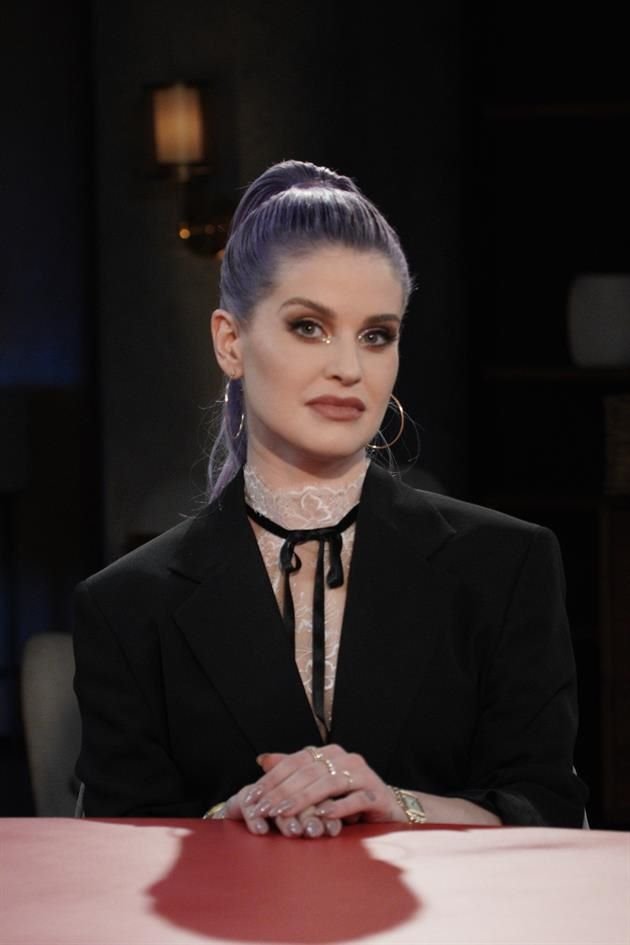 Kelly Osbourne habla abiertamente sobre su adicción a drogas y alcohol.