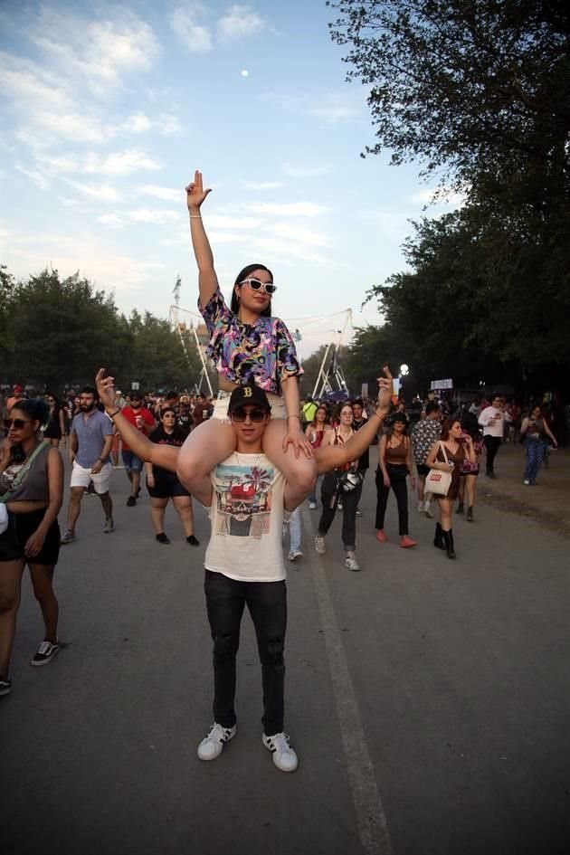 Como en días anteriores, los miles de asistentes al festival Pa'l Norte disfrutaron de grandes presentaciones musicales.