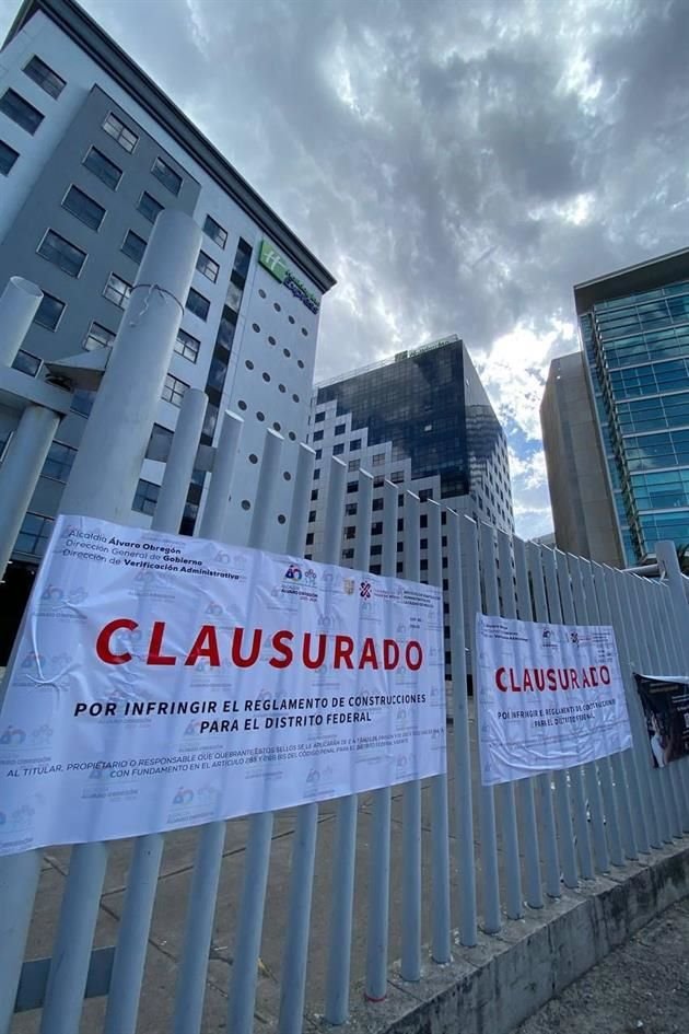 La Alcaldía y el Invea clausuró ayer las obras en el número 1400 de la Calle Guillermo González Camarena.
