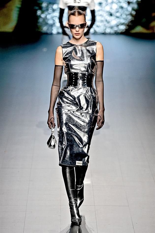 Dolce & Gabbana.