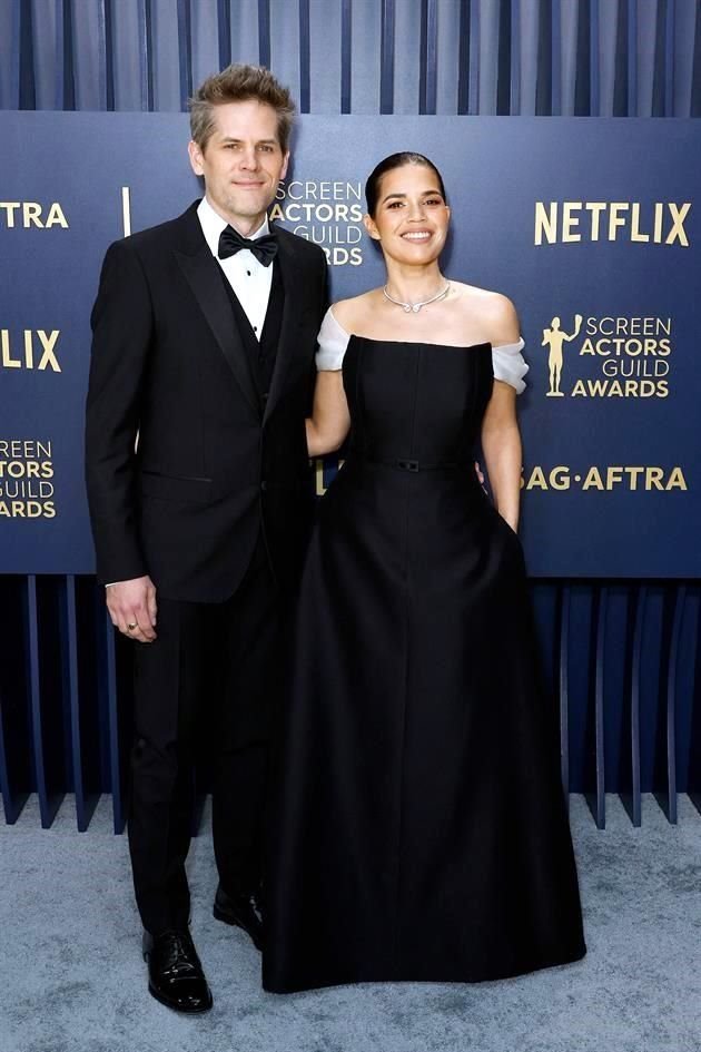 Ryan Piers Williams y America Ferrera.