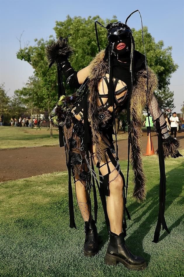 Aunque algunos no perdieron la oportunidad de lucir sus outfits más estrafalarios.