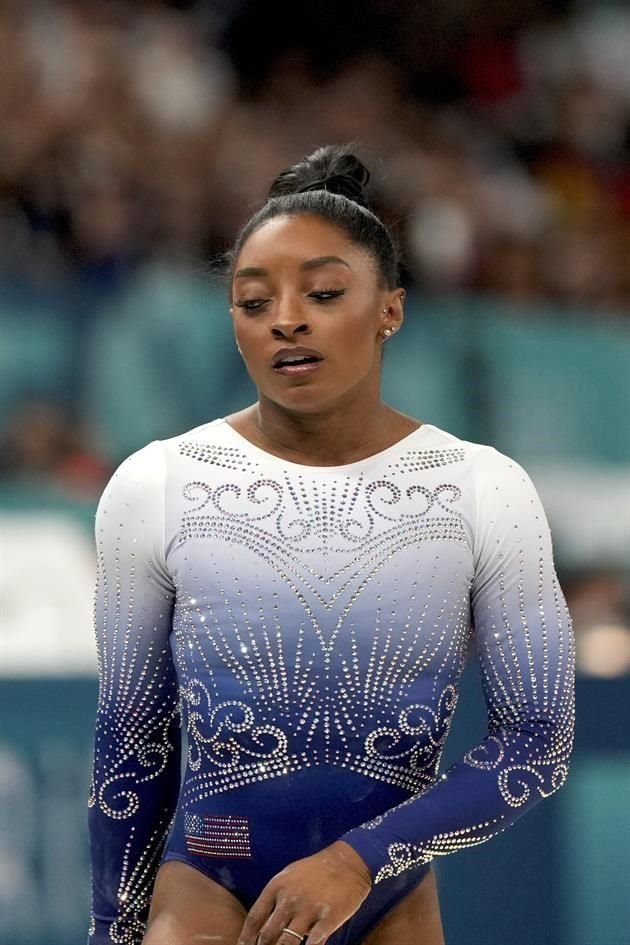 Biles se molestó un poco con el público reunido en la competencia, porque al parecer no dejaban de hablar y hacer ruido durante su rutina.