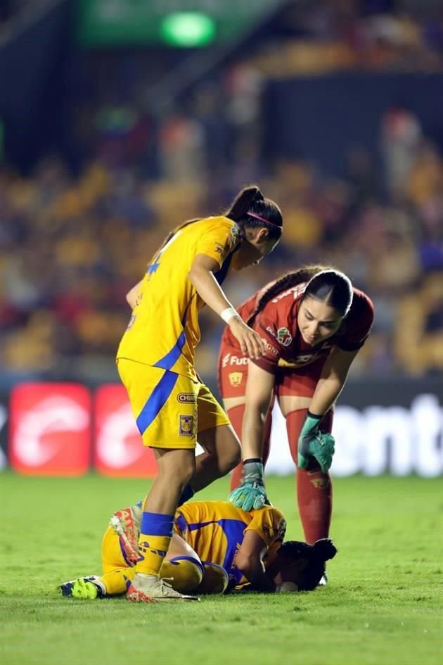 Con un contundente marcador de 7-1 ante Pumas, Tigres Femenil obtuvo su pase a Semifinales del Apertura 2024, instancia en la que enfrentará al América Femenil.