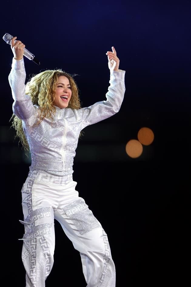 Shakira prendió a miles de fans regios en su regreso a la Ciudad.