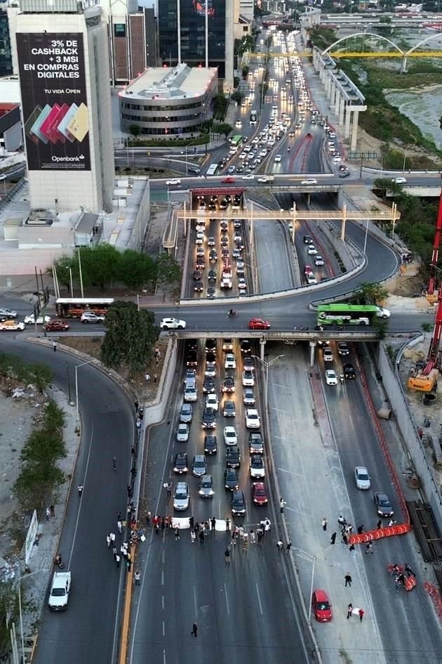 El bloqueo en Constitución duró alrededor de 15 minutos.
