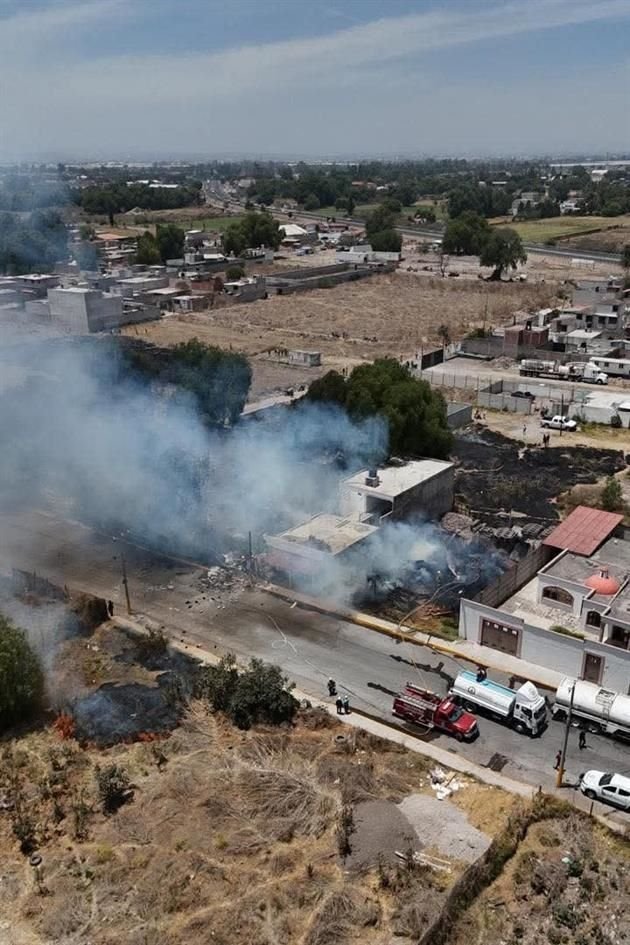 El polvorín terminó en ruinas y una vivienda aledaña sufrió daños menores; no hubo personas lesionadas.