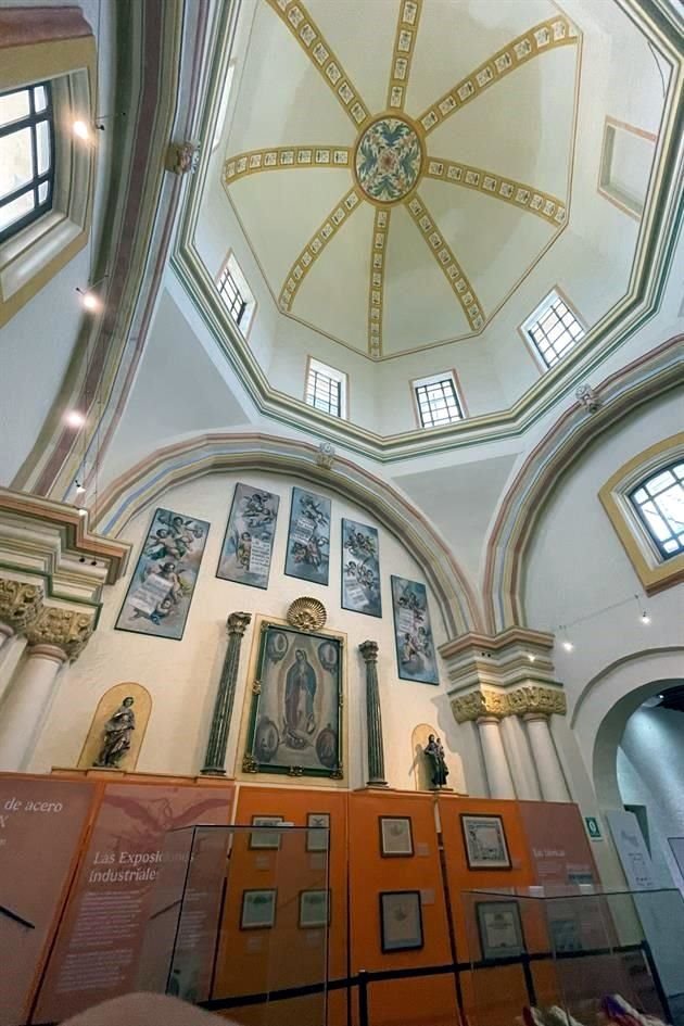 Interior del Museo Regional del Obispado.