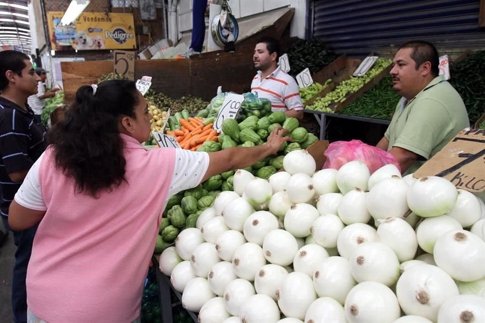 La SE definió las fechas para la importación de cebolla y limón persa, productos que serán libres de arancel.