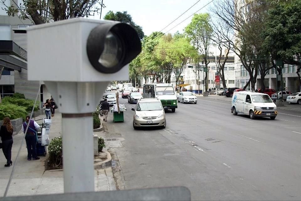 En los primeros 7 meses de aplicación de fotomultas, la SSP registró 2 mil infracciones al día.