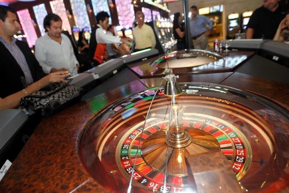 Se requiere revisar la Ley de Juegos y sorteos para reglamentar correctamente esta actividad.