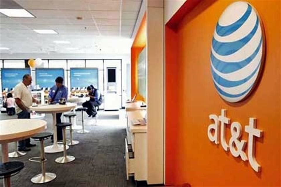 AT&T trabaja en el monitoreo de la evolución de la enfermedad para hacer caso a las medidas de prevención.