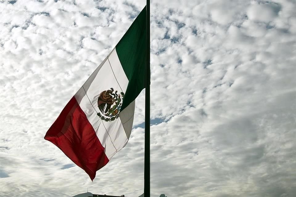 La OCDE estima que 2016 será un mejor año que el pasado, cuando México resultó afectado por la inestabilidad en el tipo de cambio.
