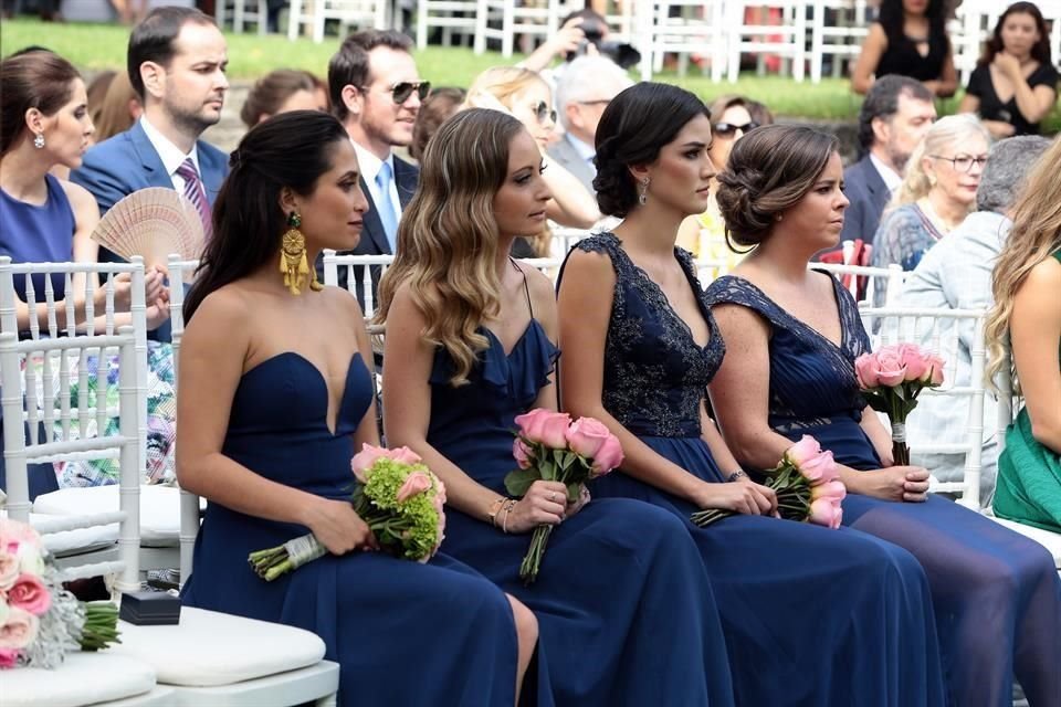 Regina Soberón, Giselle Checa, Ana Gaby Martínez y Mariana Gómez Mont