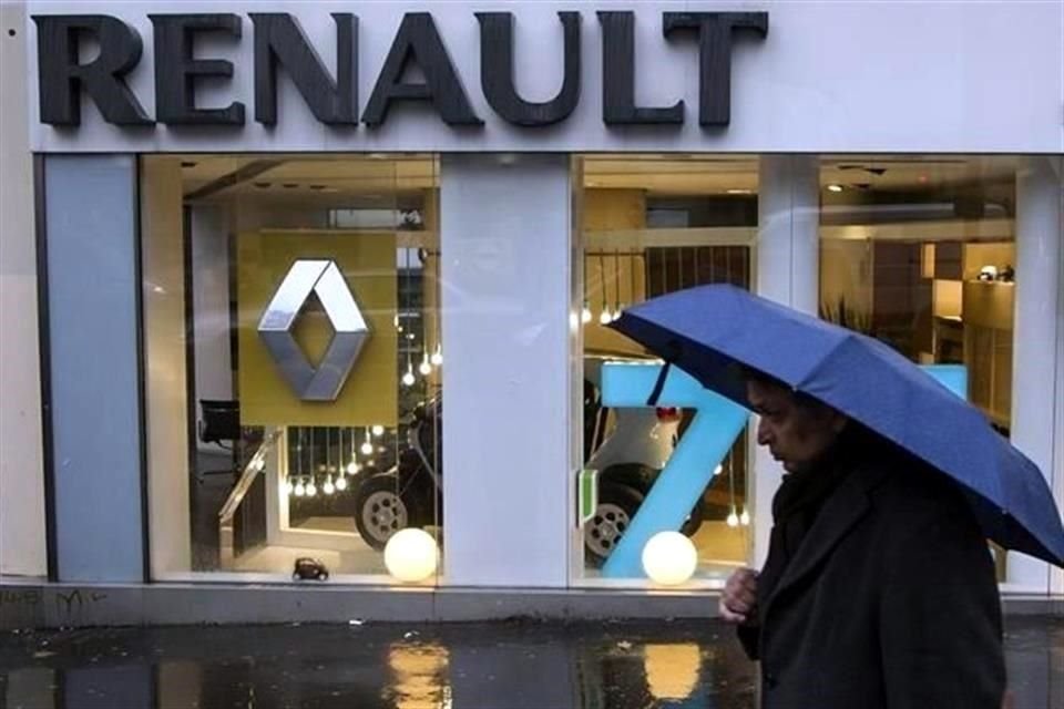 La Profepa informó que Renault México no obtuvo antes de la importación y comercialización de vehículos 11 certificados NOM. 