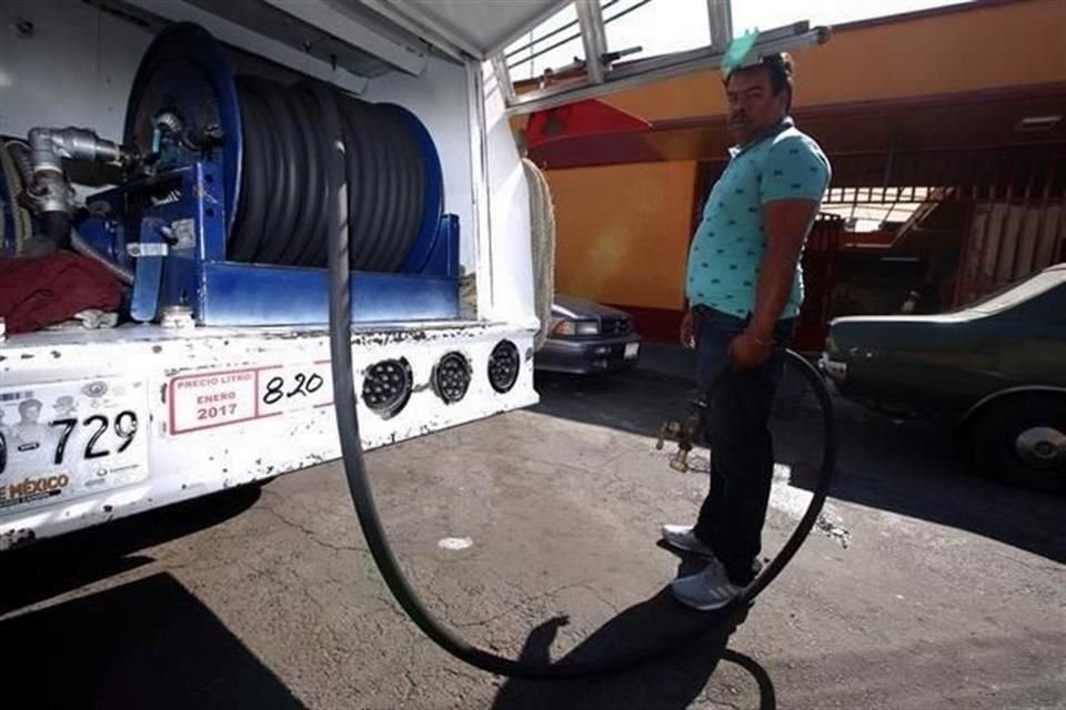 De mil 400 operadores de gas en el País sólo 400 tienen las condiciones para cumplir con el certificado de controles volumétricos que exige el fisco mexicano,.