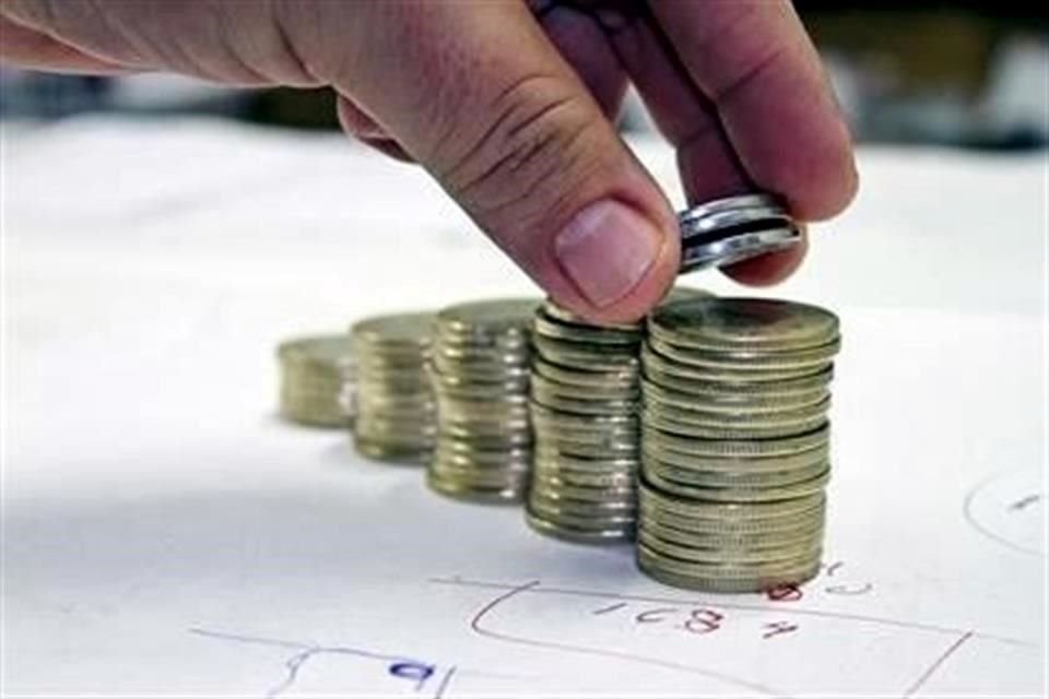 El experto agregó que uno de los efectos del alza al salario mínimo ha sido la fortaleza en los niveles de consumo.