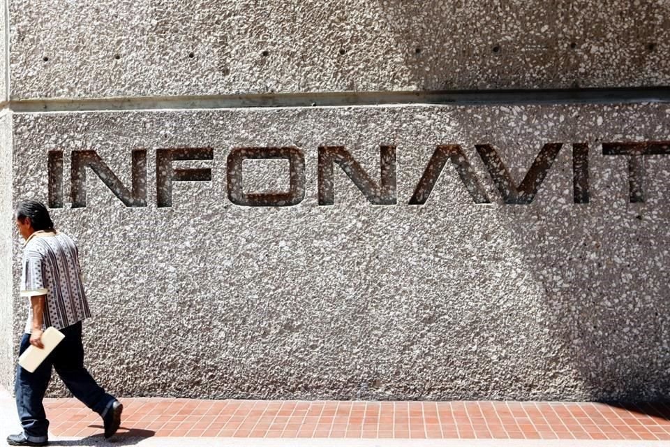 Infonavit se ha visto envuelto en casos de acusaciones de fraude fiscal, corrupción política y preculado.
