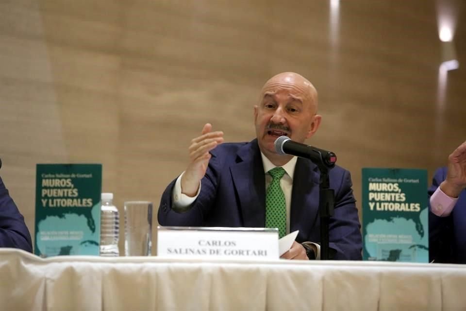 Regresa Salinas... a las librerías