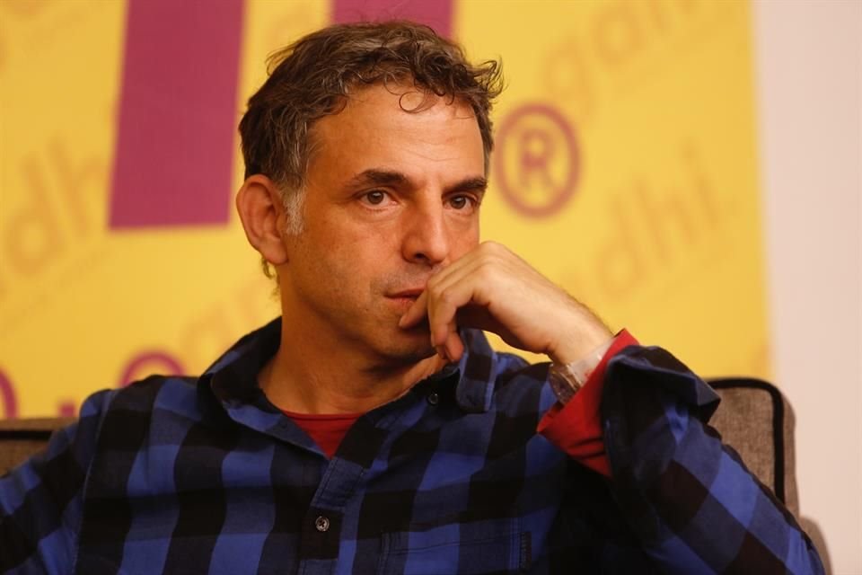 Keret también es guionista de cine; en 2007 fue acreedor a un premio en Cannes por 'Meduzot' (Medusas).