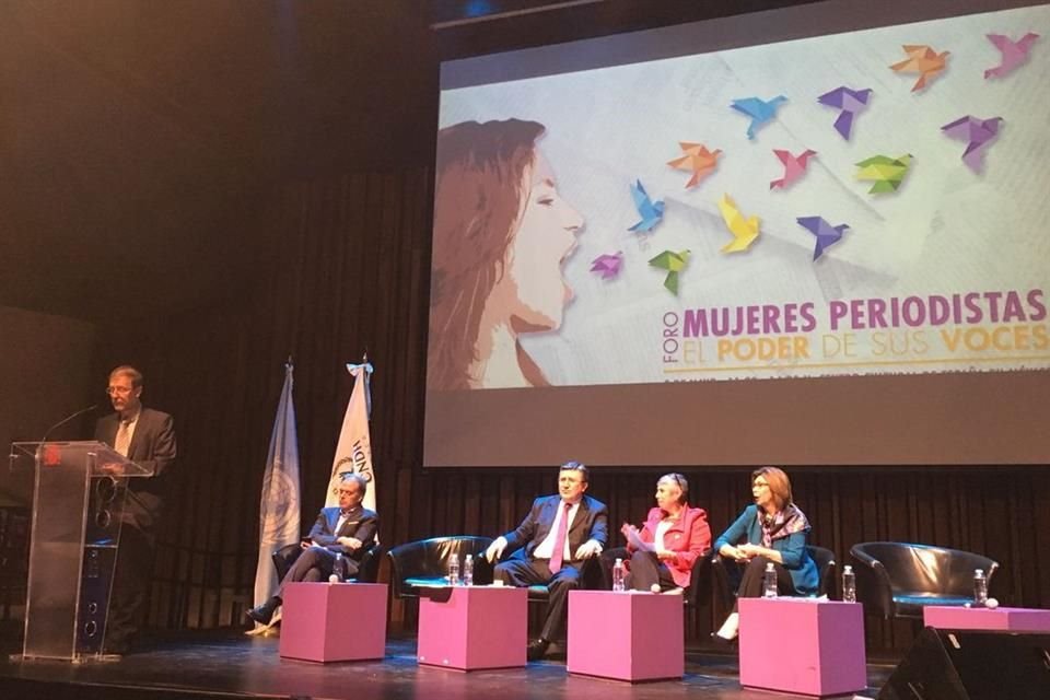 Jan Jarab, Alto Comisionado de la ONU para los Derechos Humanos en México, durante su participación en el foro Mujeres periodistas. El poder de sus voces.