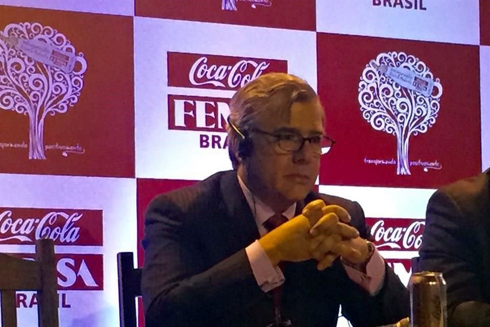 John Santa María, director general de Coca-Cola Femsa, resaltó que aún no hay normas que regulen esa propuesta.