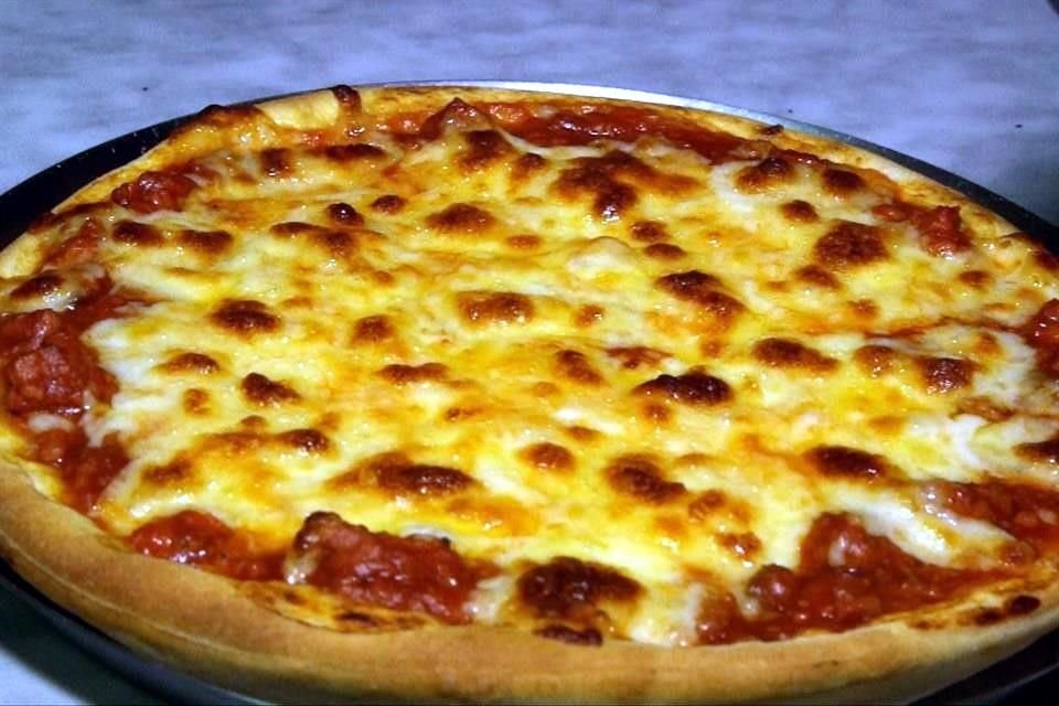 Los pedidos por Uber Eats o DiDi Food de pastas y pizzas crecen entre un 30 a 80 por ciento, afirmaron empleados de Italianni's.