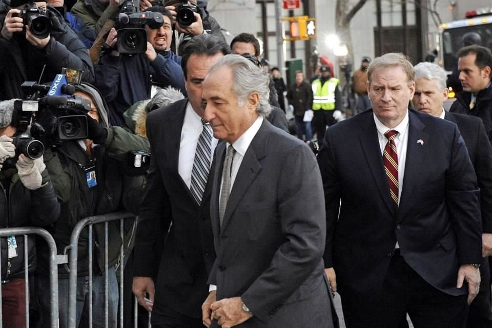 Luego de más de ocho años del arresto de Bernard Madoff, los inversionistas aún están luchando para recuperar su dinero de un fondo estadounidense que fue anunciado con gran fanfarria.