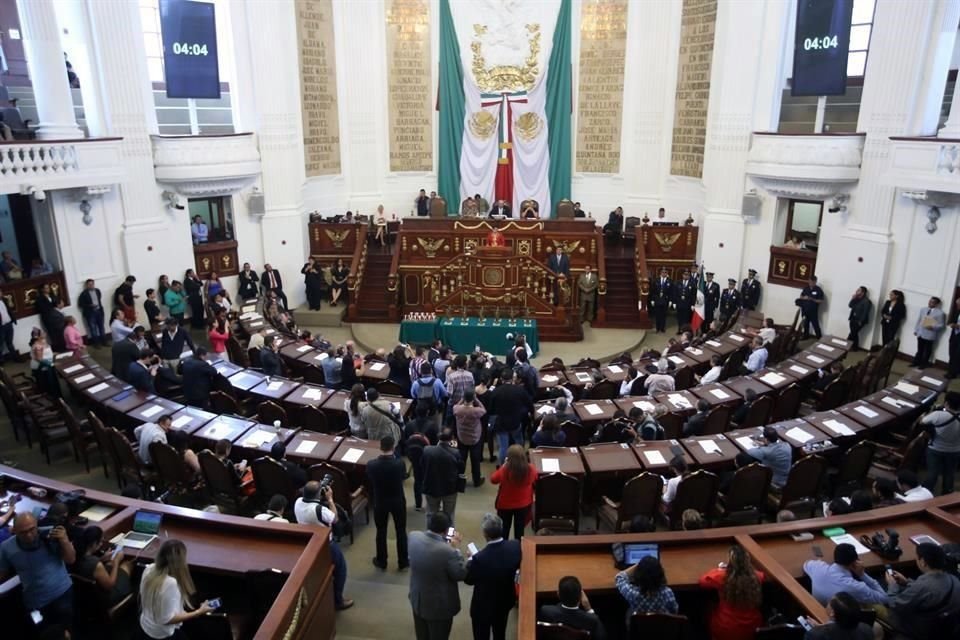 Hasta abril de este año, antes de terminar el cuarto periodo ordinario de la Asamblea, las inasistencias de los Legisladores ascendían a 693. 