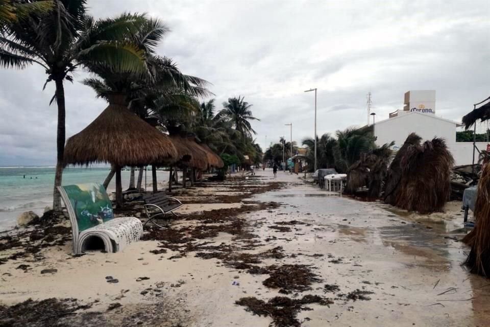 La tormenta tropical 'Franklin' dejó algunas afectaciones en Quintana Roo, sin que se reporten pérdidas humanas.