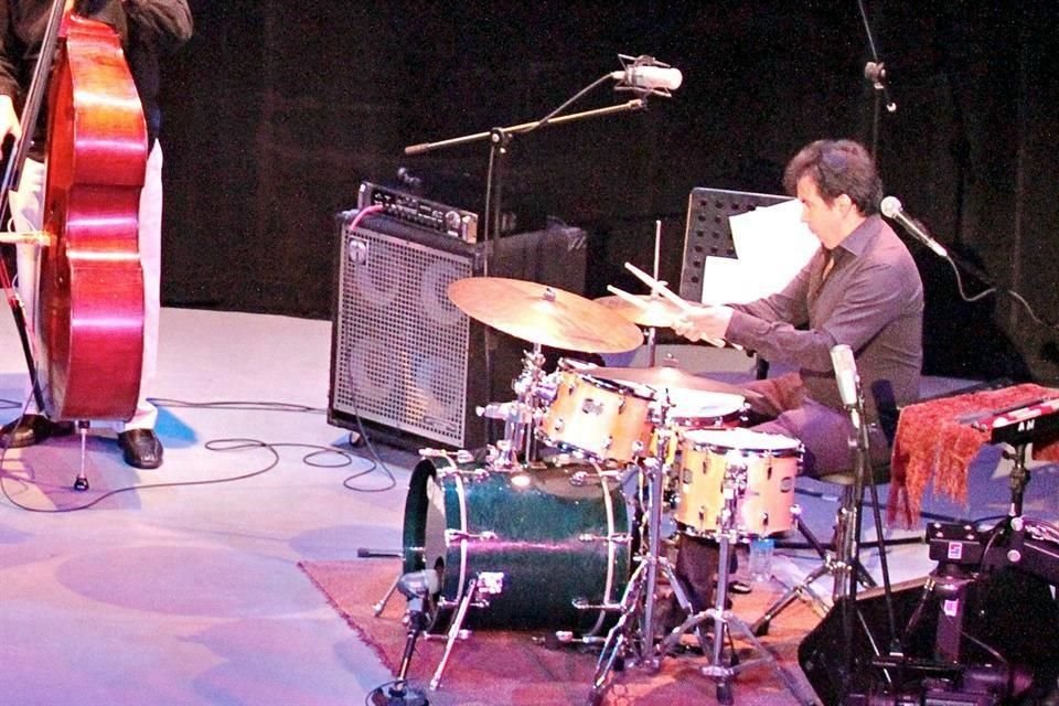 El baterista mexicano Adrián Oropeza se presentará en el festival Jazz in the Gracht; irá después al Delft Jazz Festival.