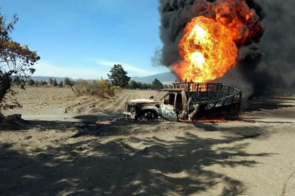 En sólo siete meses de 2017 las tomas clandestinas registrados este año, ya superaron todos los 'piquetes' registrados en ductos de Pemex en años completos de 2010 a 2015. 