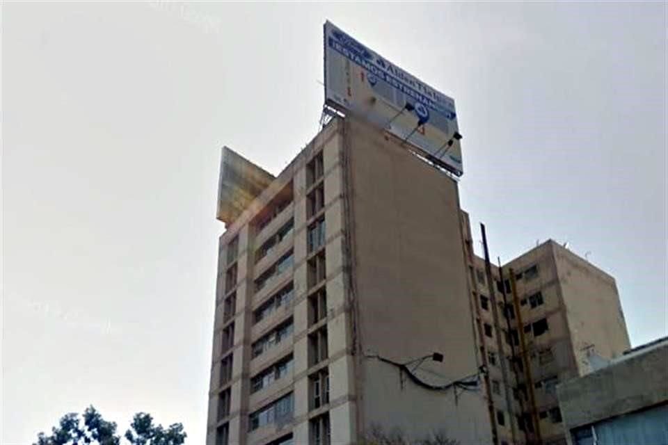 El edificio en el 1171 de la Calzada de Tlalpan fue desalojado.