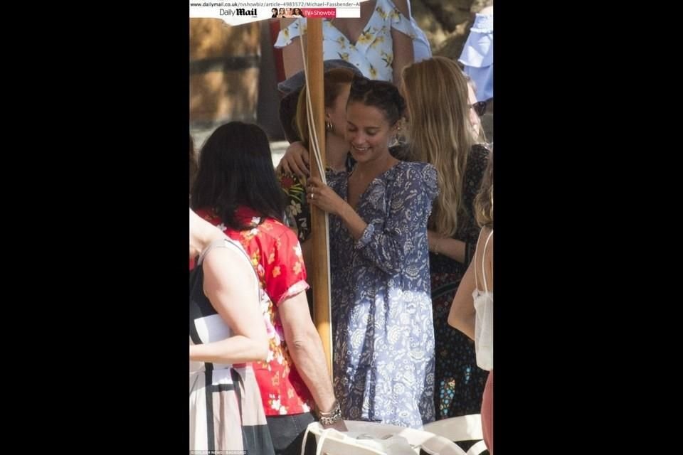 Fassbender y Vikander se conocieron en 2014 durante la filmación de 'La Luz Entre los Océanos'.