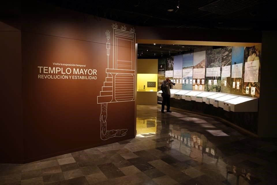 También se inauguró la exposición 'Revolución y estabilidad', en conmemoración tanto de los 40 años del Proyecto Templo Mayor como de los 30 del museo.